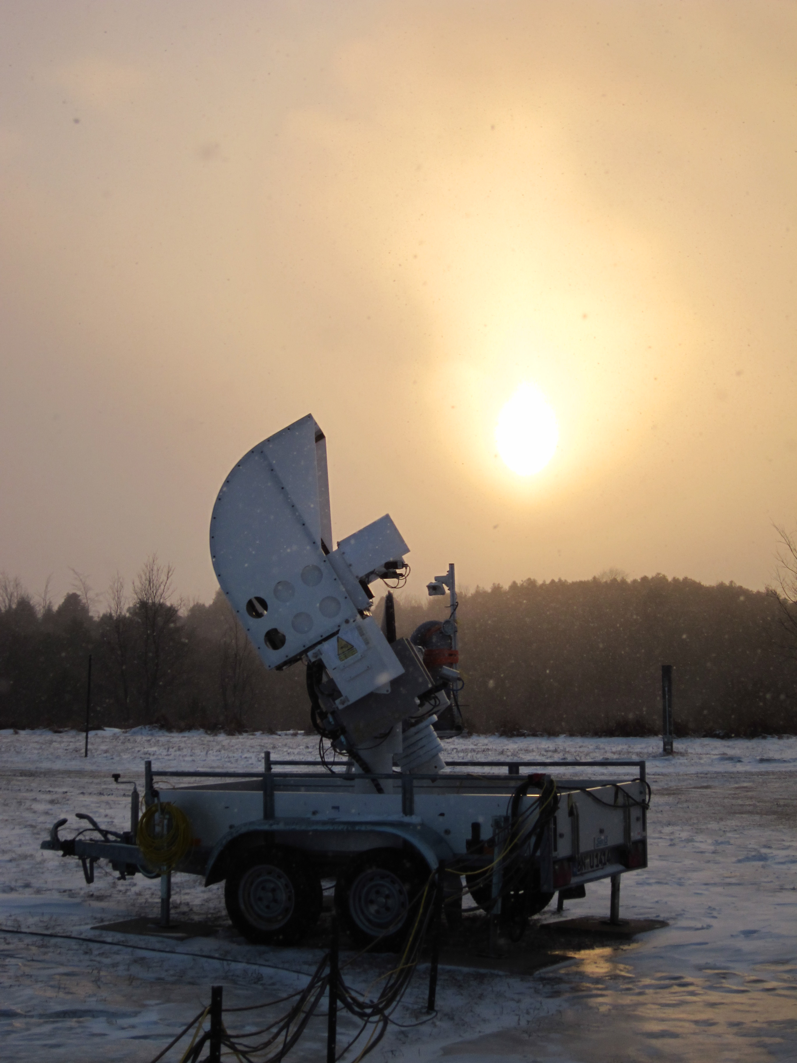 ADMIRARI Radar with snow around